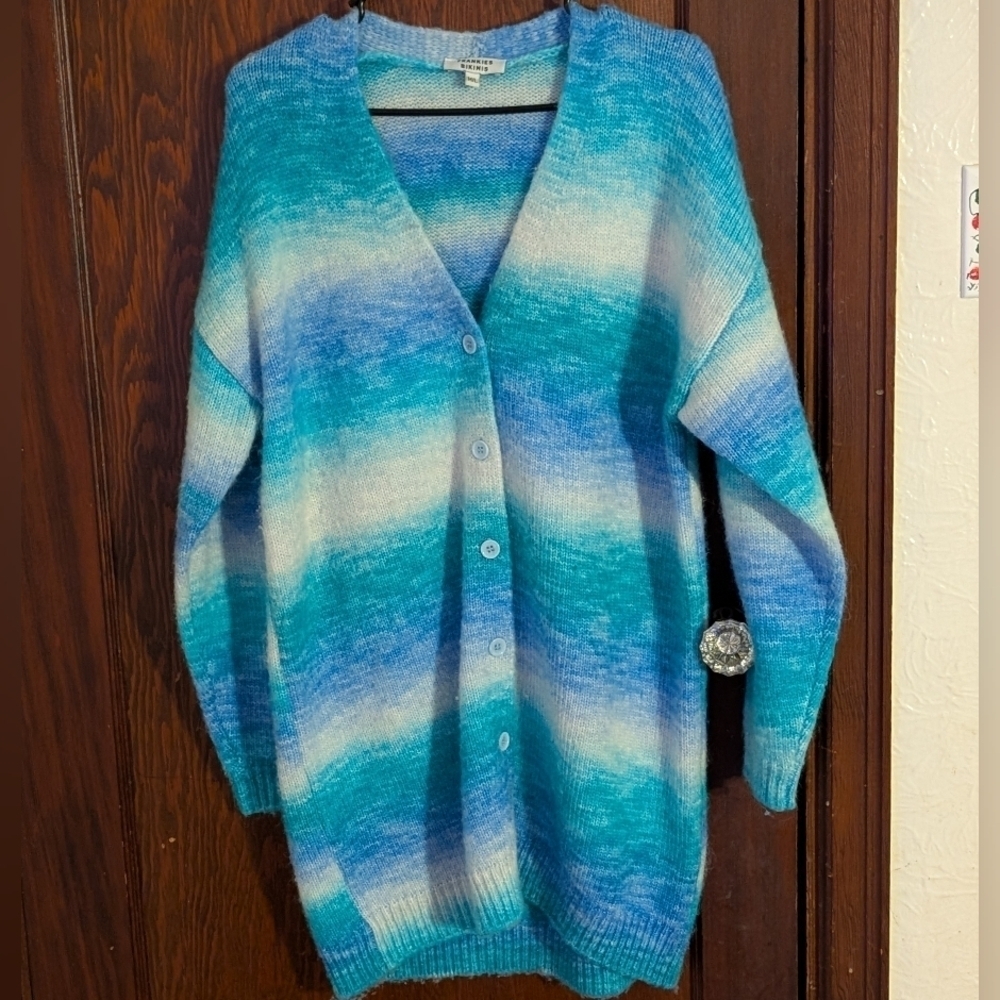 Frankie’s Bikinis Zoe Oversized Knit Blue Ombre Cardigan Sweater Size M/L